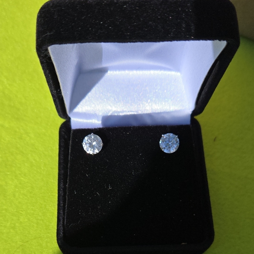 Elegant Silver Stud Earrings